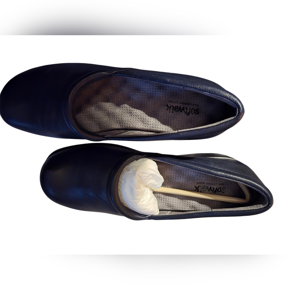 Software shoes NWT - image 1